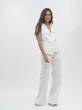Load and play video in Gallery viewer, Linen Pants (Milk)