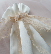 Load image into Gallery viewer, Madeline Bridal Mask