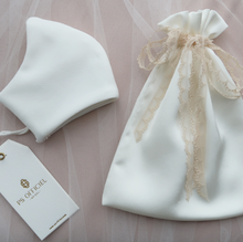 Load image into Gallery viewer, Livia Bridal Mask