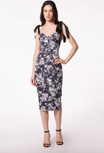 Load image into Gallery viewer, Alpha Female (Floral)